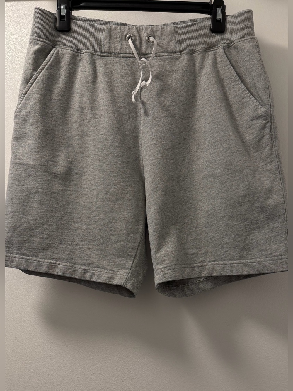 WindRiver Women’s Grey Cotton Drawstring Sweat Shorts Size M